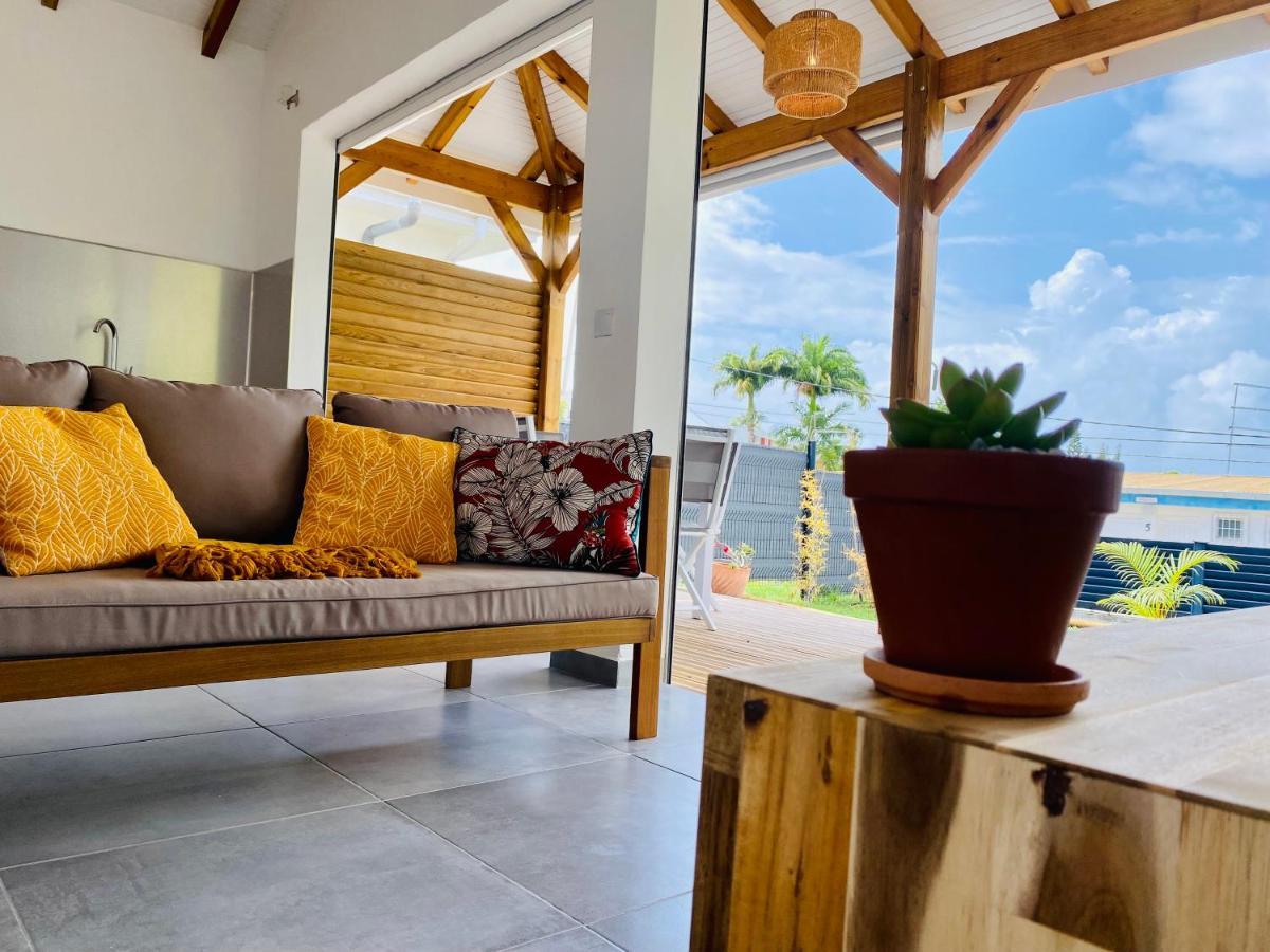 Vanille, A Proximite Des Plages, Idealement Situe Pour Visiter La Guadeloupe Ле-Гозьє Екстер'єр фото